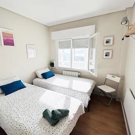 Piso Con Vista A La Bahia En Centro De Santender